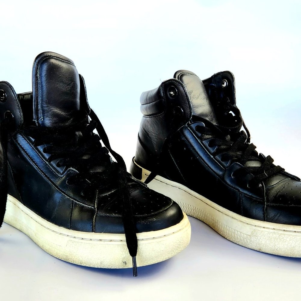 ALDO Unisex Black High Top Quilted Lace-Up Sneakers - Size 8 - China